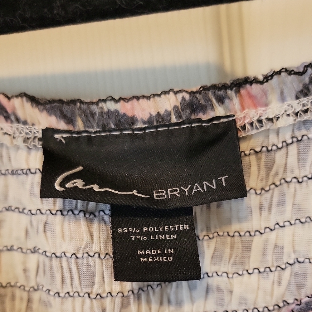 Multicolor Patterned Strapless Top - Picture 3 of 3